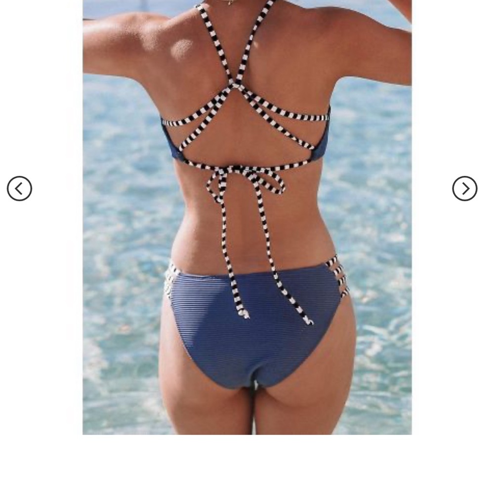 Brand New Cupshe Navy Ribbed Bikini Size XL Black and white striped straps